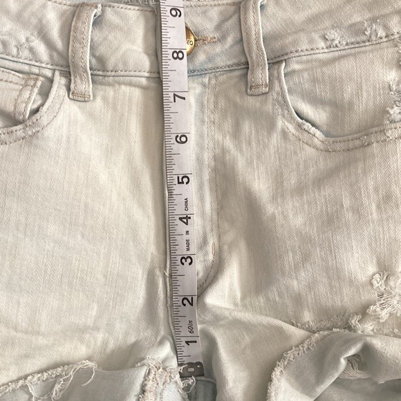 2 for $30 AMERICAN EAGLE Shorts Women’s Size 6 AEO Denim Shorts Hi Rise Shortie - Picture 12 of 13